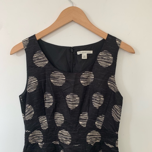 Banana Republic Black Cream Dot A Line Shift Dress - Picture 4 of 12